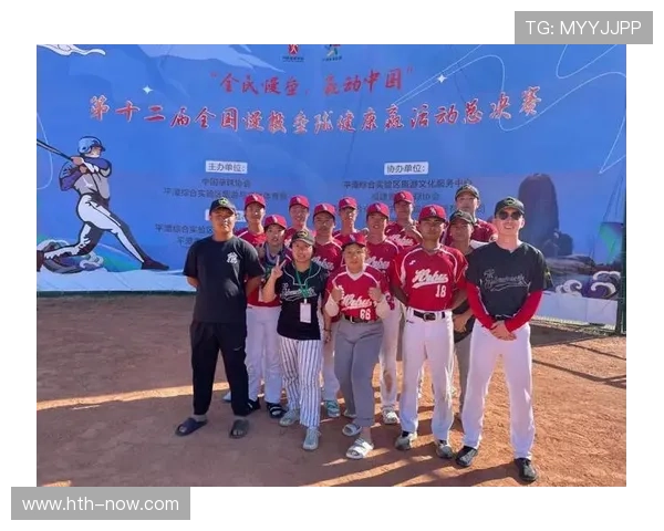 宁波市第二届慢投垒球公开赛五支参赛队角逐